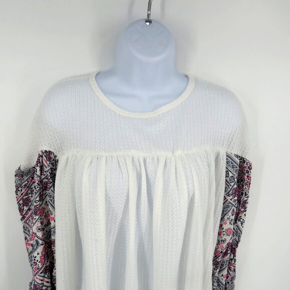 Baea Drop Shoulder Small White & Floral Patterned Top NWT $88 - Picture 3 of 6